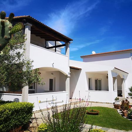 Sardegna - Villa Mirto & Flowers Olbia Exterior foto
